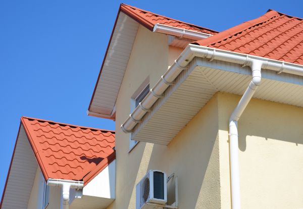 Fascia Cleaning in Sparks