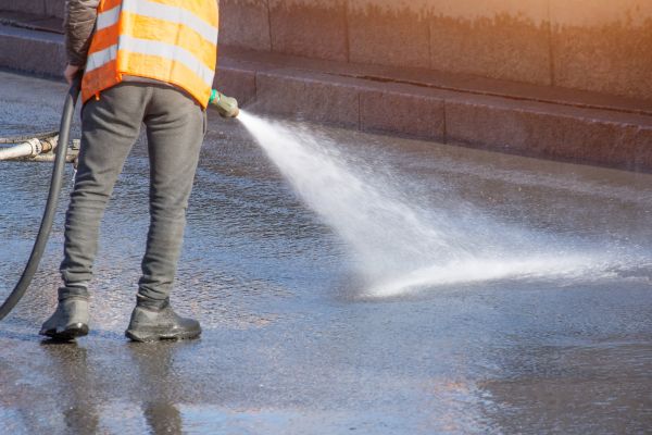 Asphalt Pressure Washing in Sparks