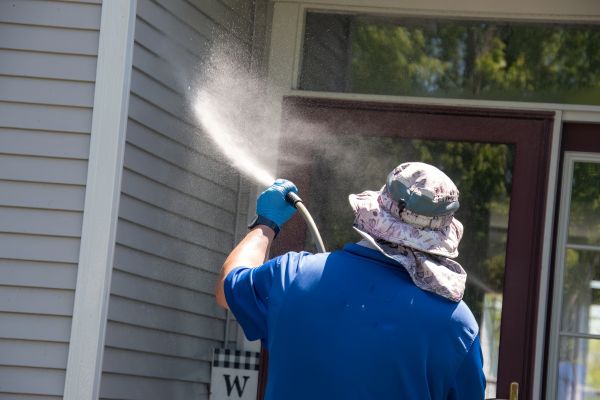 Siding Pressure Washing in Sparks