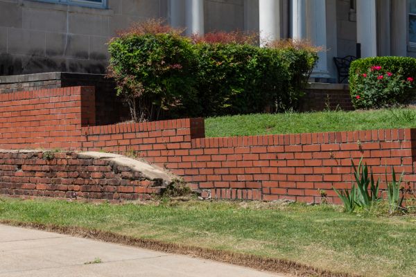 Retaining Wall Cleaning in Sparks